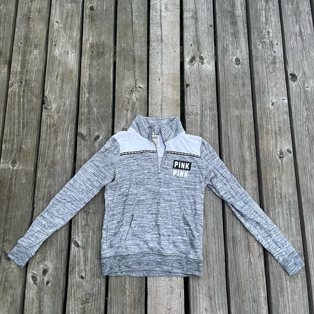VS Pink Sweatshirt